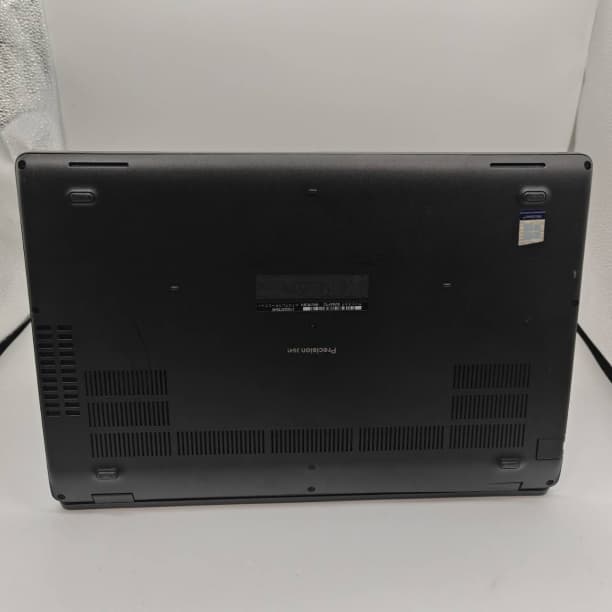 グラボ 第9世代i7 16GB フルHD 15 デル SSD480GB オフィス