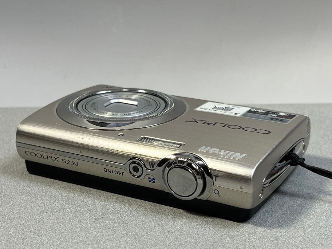 ニコン／Nikon クールピクス　S230 コンデジ　タッチパネル　動作品