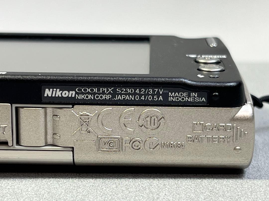 ニコン／Nikon クールピクス　S230 コンデジ　タッチパネル　動作品