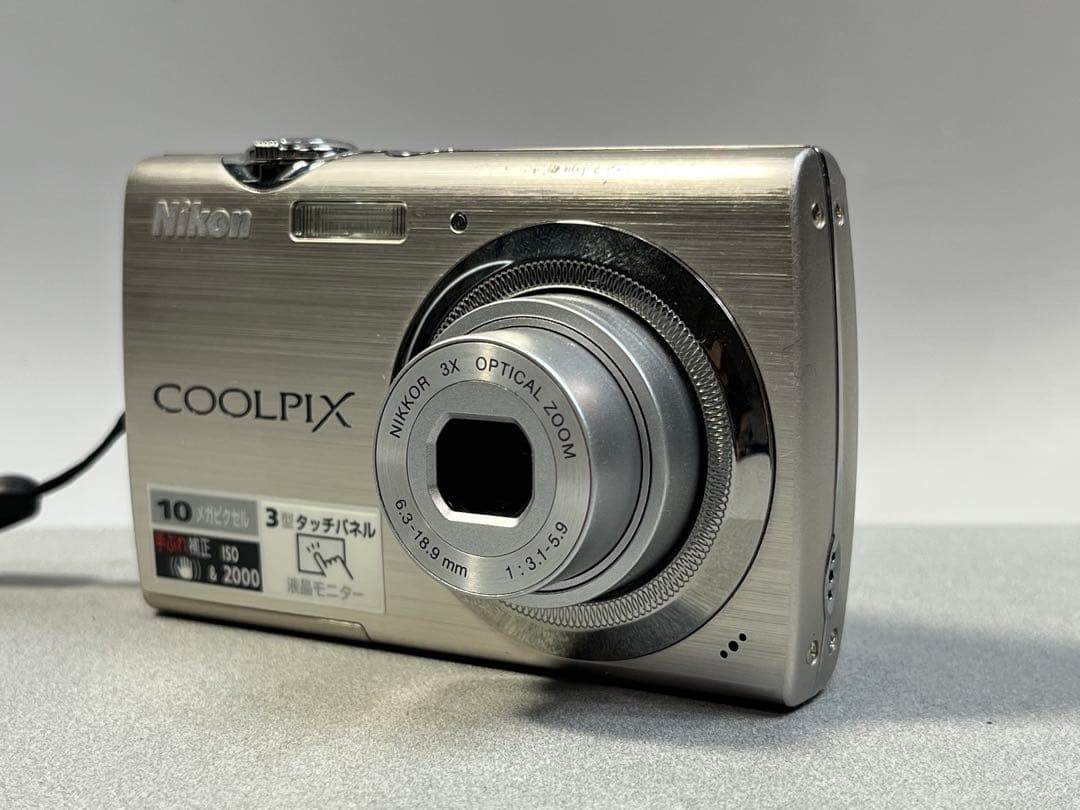 ニコン／Nikon クールピクス　S230 コンデジ　タッチパネル　動作品