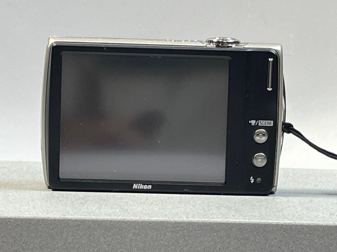 ニコン／Nikon クールピクス　S230 コンデジ　タッチパネル　動作品