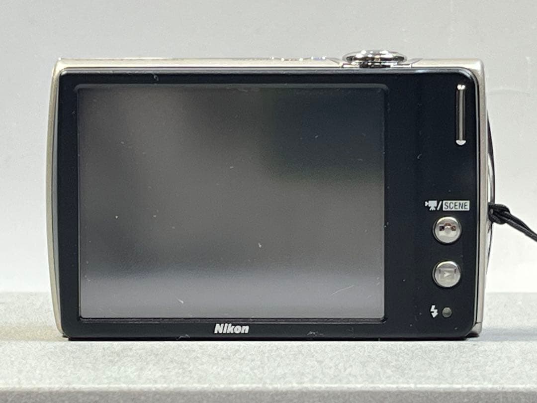ニコン／Nikon クールピクス　S230 コンデジ　タッチパネル　動作品