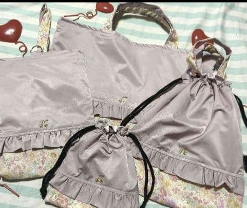 光沢あり　くすみ紫　レッスンバック　上履き袋　体操着袋　給食袋　セット　女子