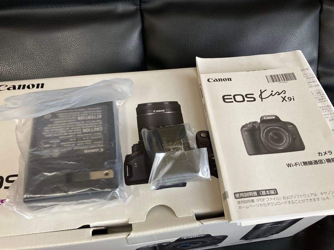 【美品】Canon EOS Kiss X9i デジタル一眼レフカメラ