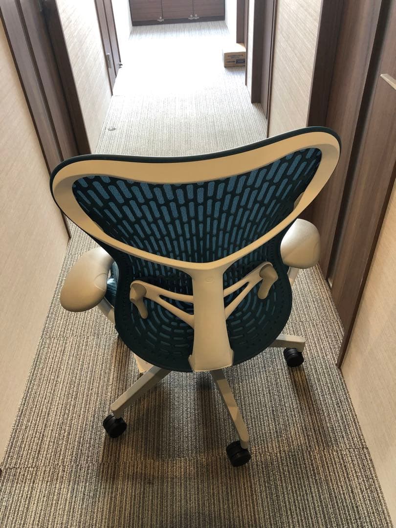 デスクチェア Herman Miller Mirra2 Chair