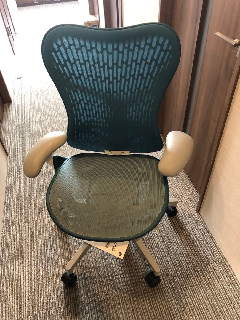デスクチェア Herman Miller Mirra2 Chair