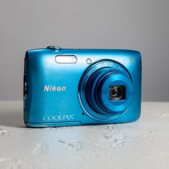 【スタイリッシュなコンデジ】Nikon COOLPIX S3600 ブルー