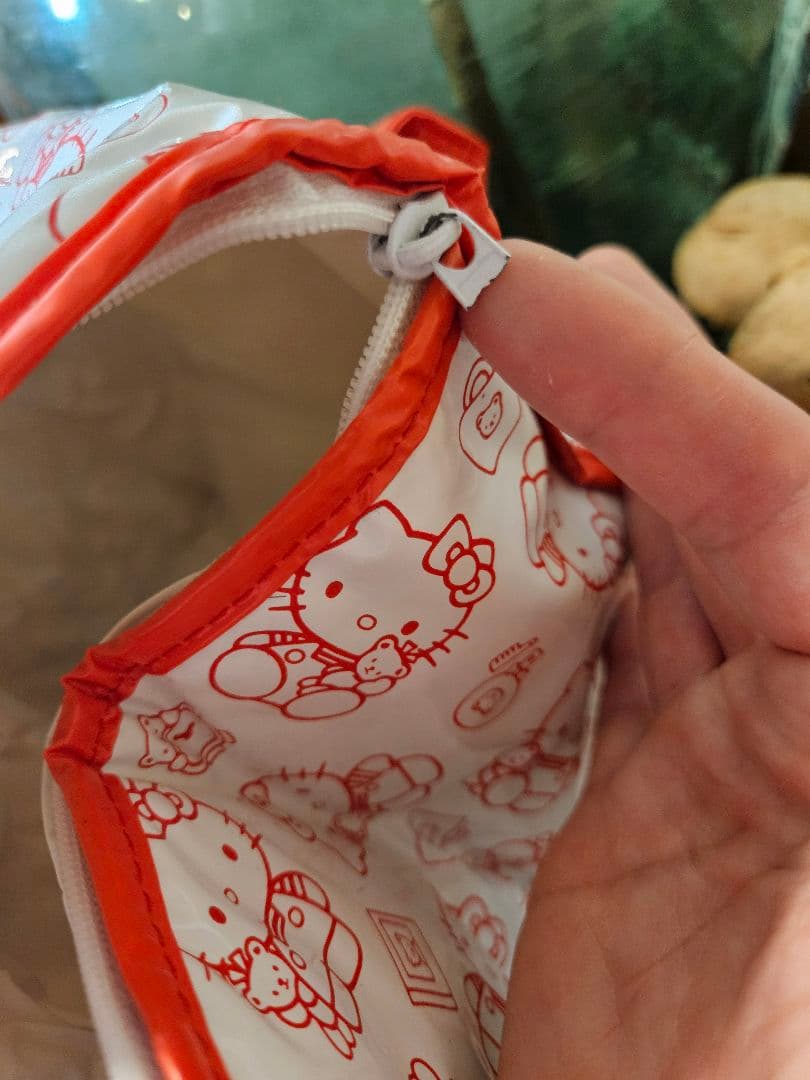 ハローキティ　保冷バッグ　筆箱　指人形　楽器　ショルダー　昭和レトロ　平成