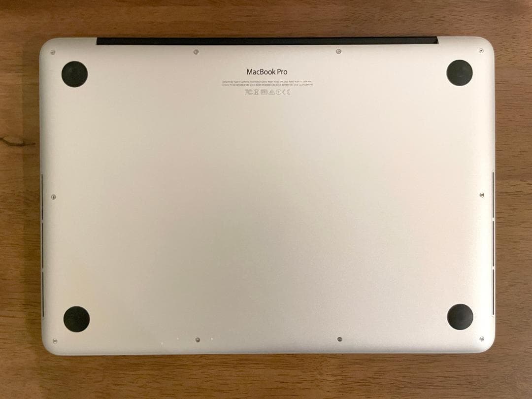 MacBook Pro 13\"　2015　i5　8GB　251GB　まずまず美品