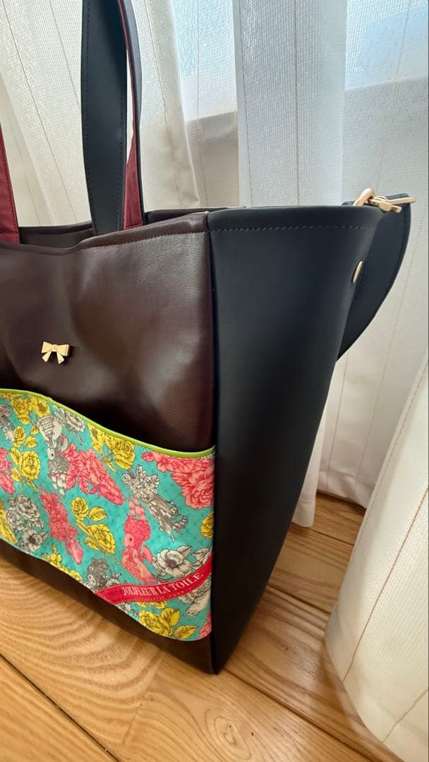 ⌘ Porte-Bonheur ⌘