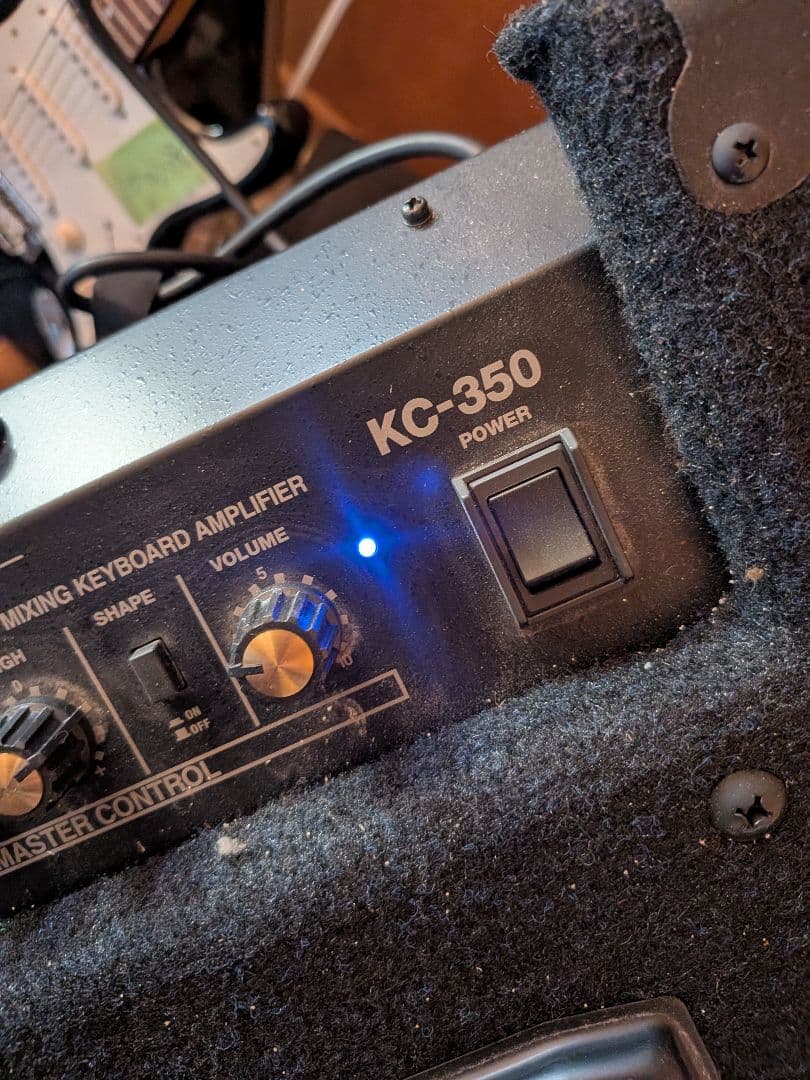 Roland KC-350 キーボードアンプ ジャンク