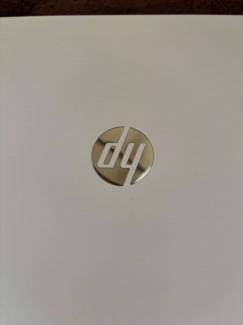 HPノートパソコン　15-bs008TU