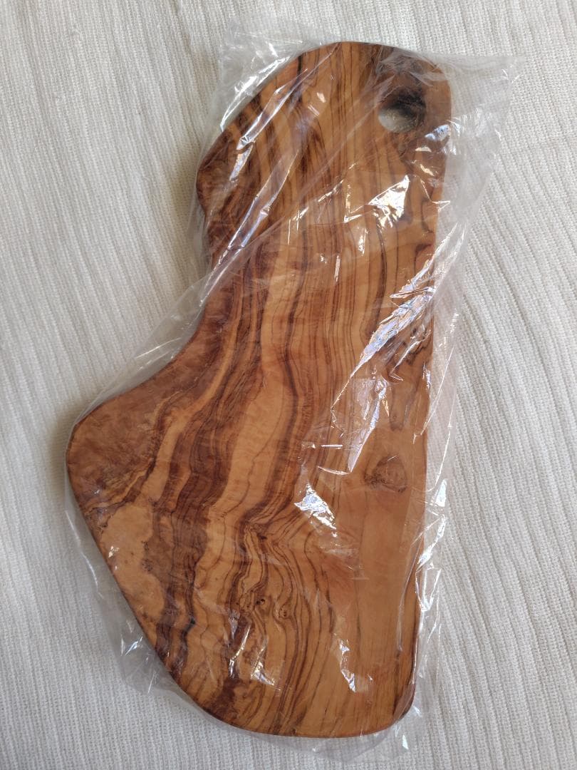 一点物 木目主役 アルテレニョ オリーブウッド カッティング／サービングボード