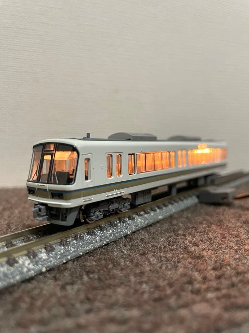 221系基本、増結セット　KATO