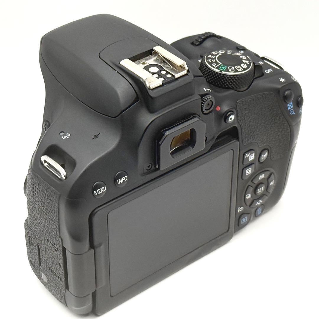 Canon EOS Kiss X9i ダブルズームキット