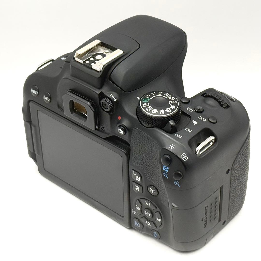 Canon EOS Kiss X9i ダブルズームキット