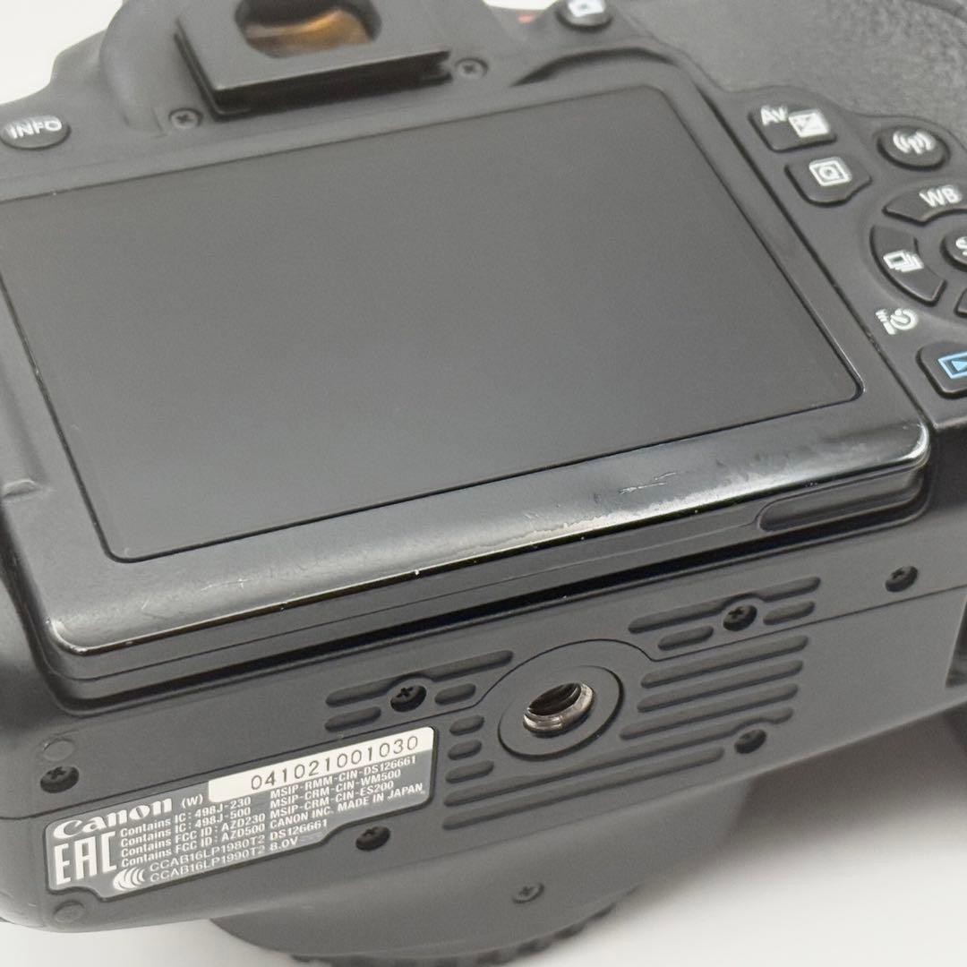 Canon EOS Kiss X9i ダブルズームキット