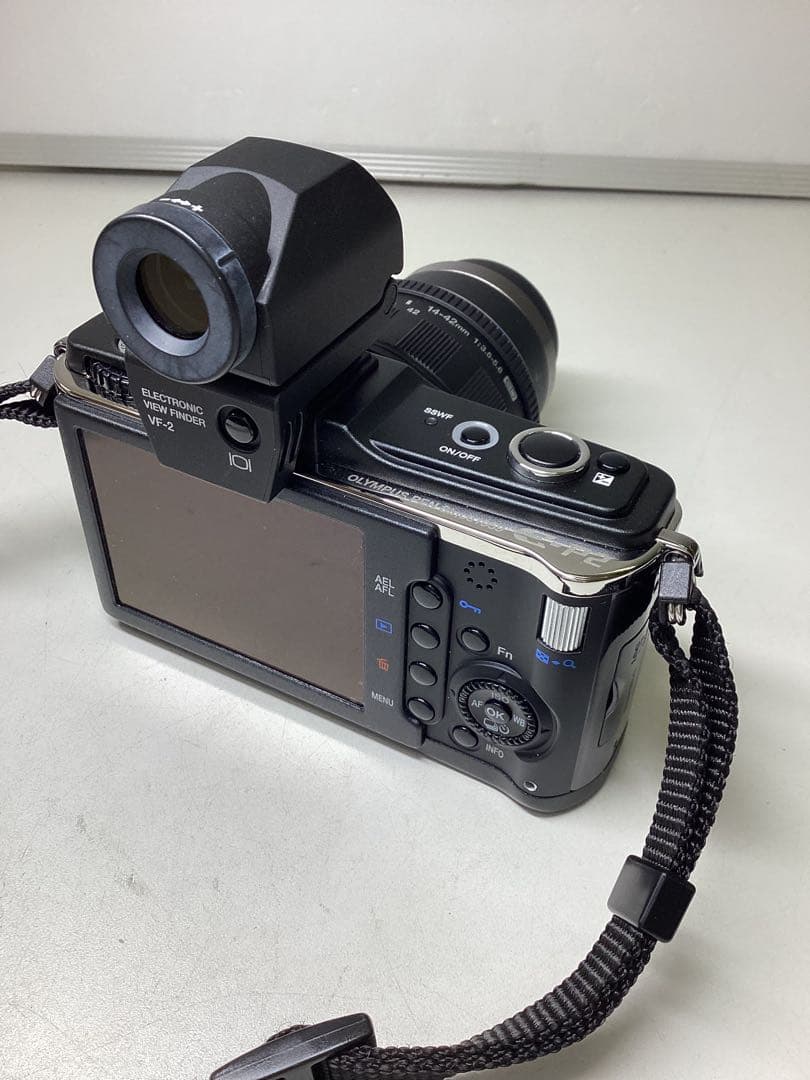 ☆*☆様 OLYMPUS PEN E-P2 コンパクトデジタルカメラ 本体
