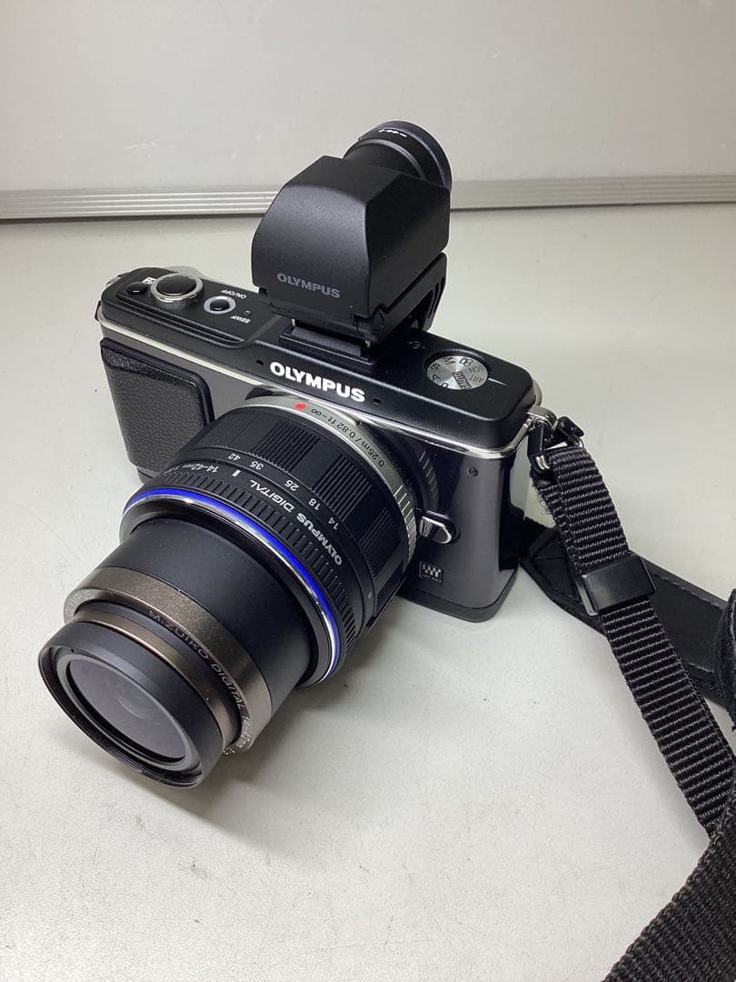 ☆*☆様 OLYMPUS PEN E-P2 コンパクトデジタルカメラ 本体