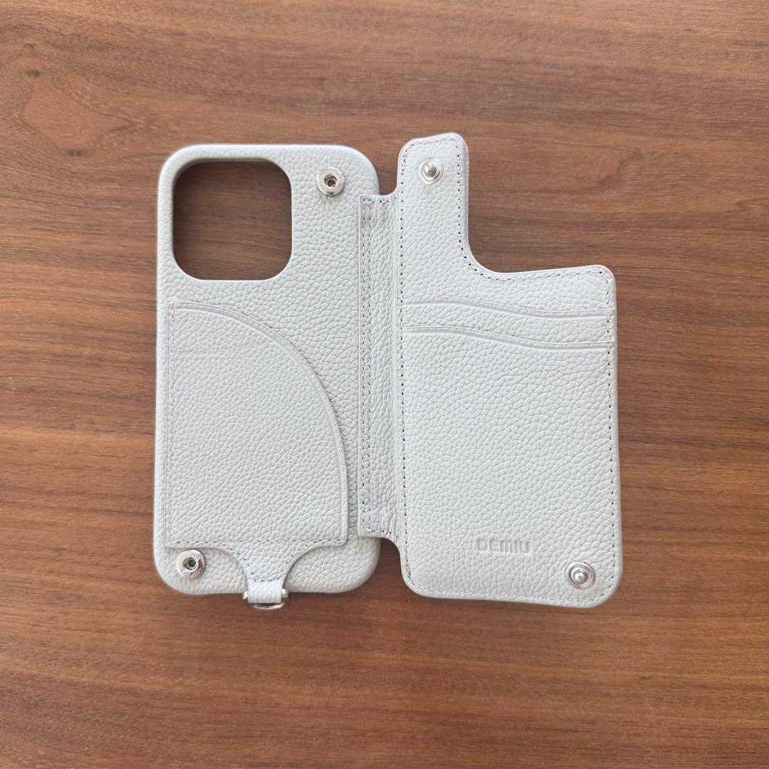 main　DEMIU iphone15proグレー フリップケース 箱無し