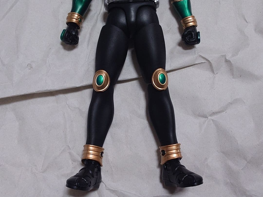 S.H.Figuarts 真骨彫製法 仮面ライダークウガ ペガサスフォーム