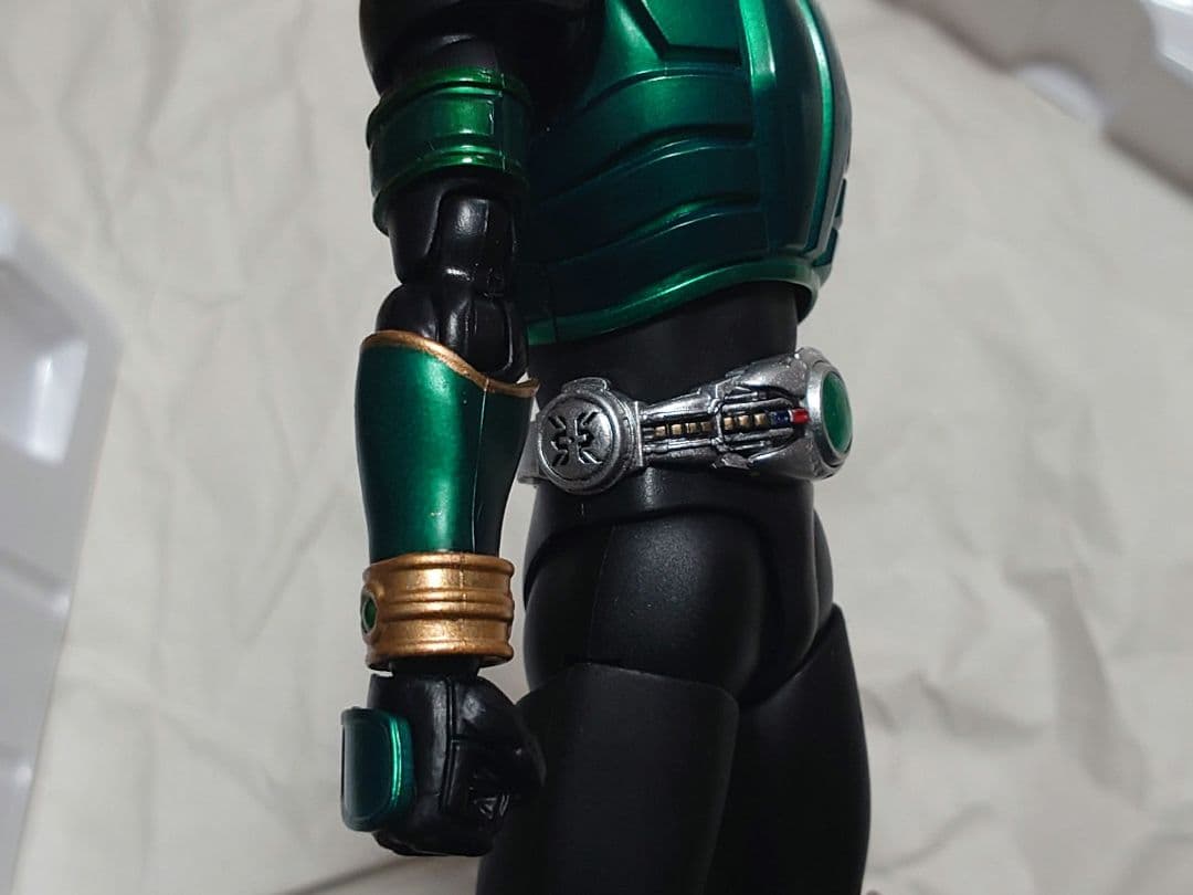 S.H.Figuarts 真骨彫製法 仮面ライダークウガ ペガサスフォーム