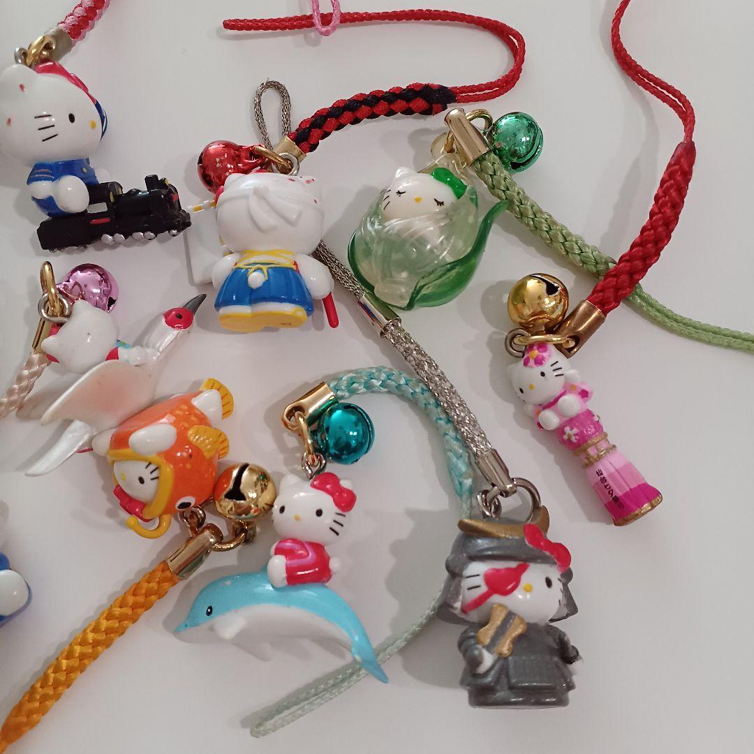 ご当地 キティ根付けストラップ 13点 まとめ売り HELLO KITTY
