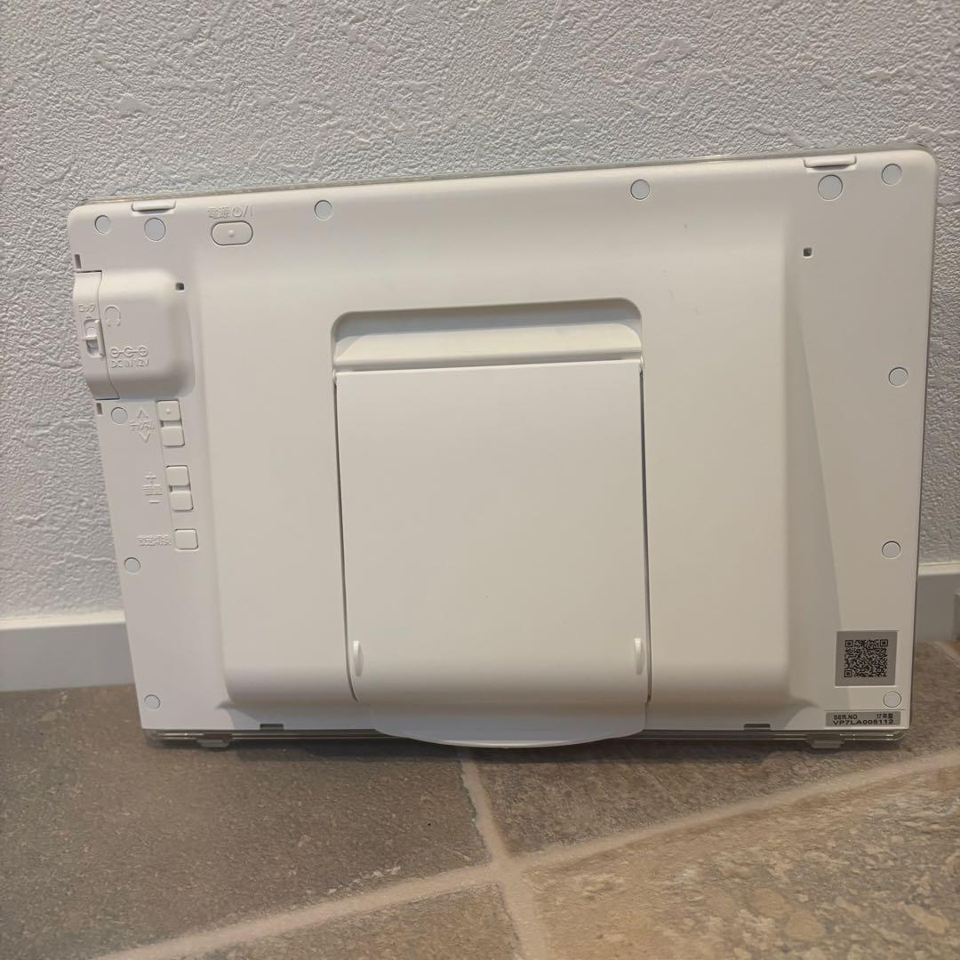 【極美品】Panasonic UN-10E7 ポータブルテレビ 10V型