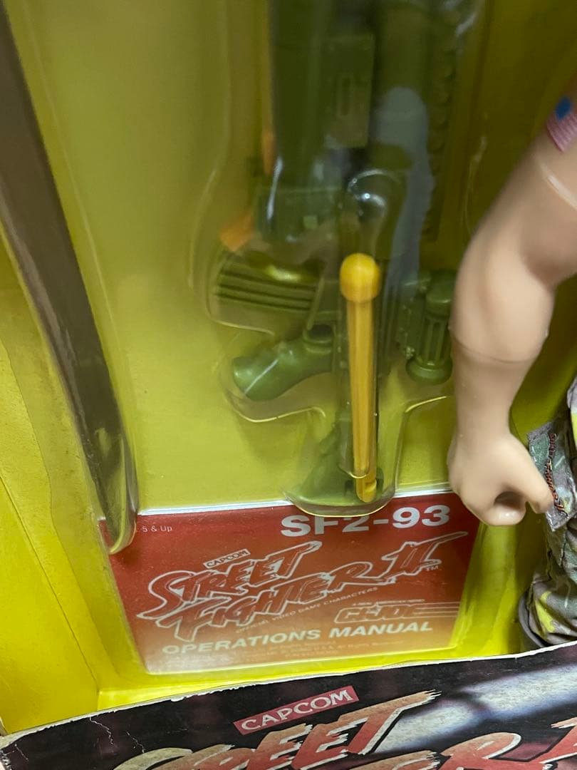 ストリートファイターII ガイル1/6レトロフィギュア
