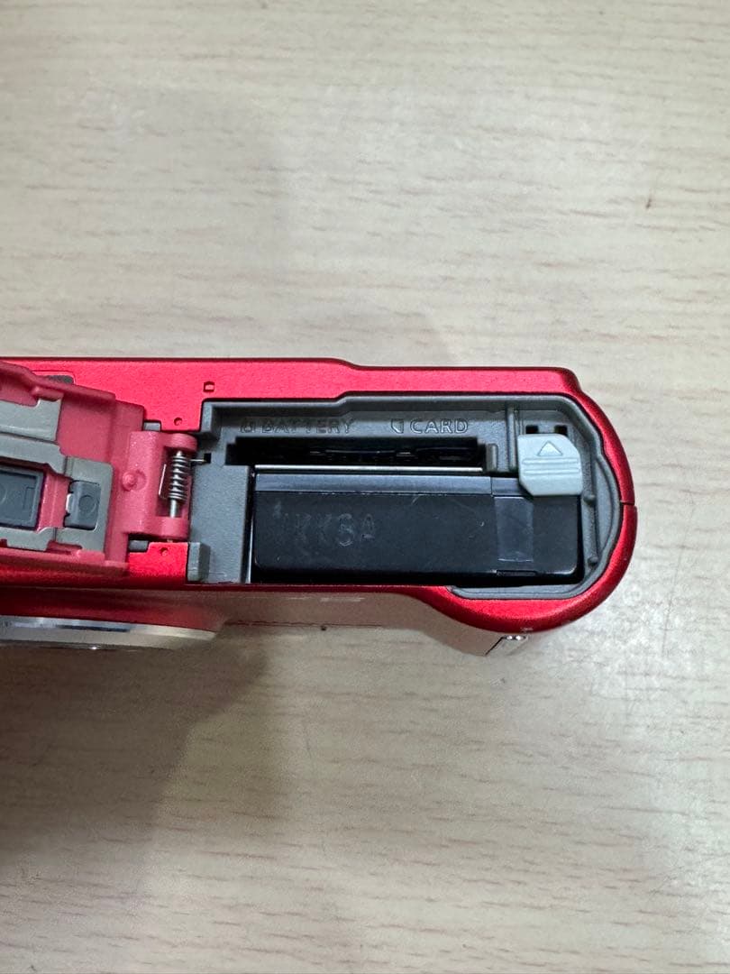 LUMIX コンパクトデジタルカメラ レッド