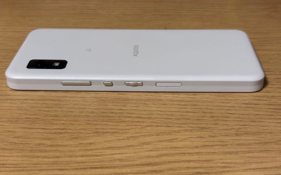 AQUOS wish2 アイボリー　本体のみ