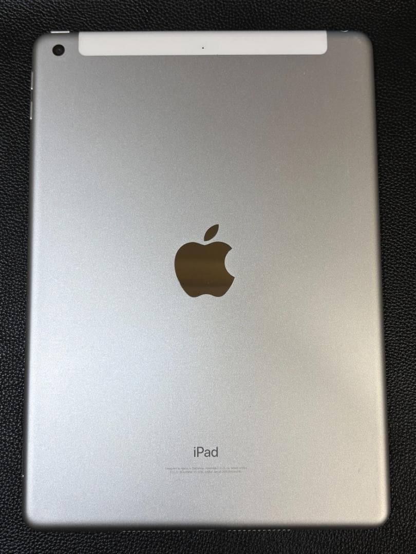 iPad 第６世代 Wi-Fi + Cellular 32GB シルバー