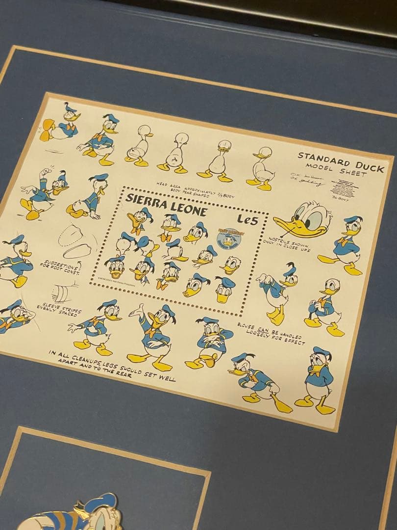 【使用品】ドナルド スタンプ＆ピンバッジ アートフレーム