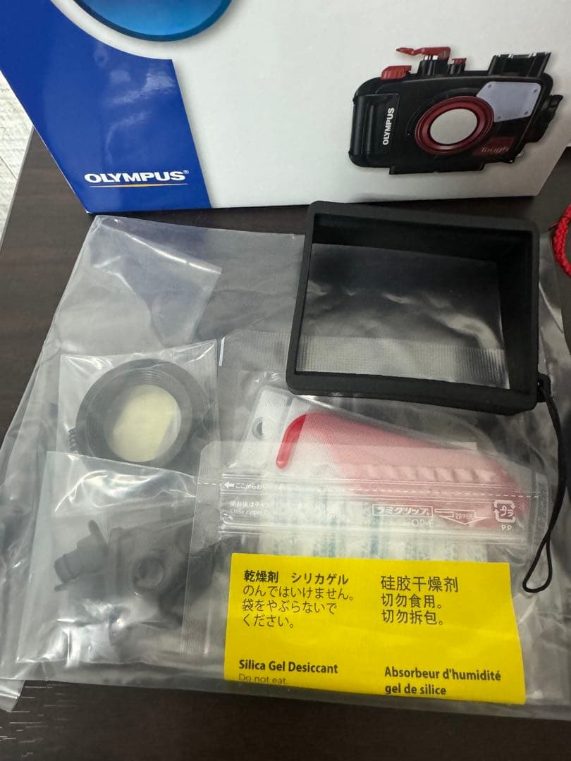 Olympus Tough TG-6 レッド 本体　 ハウジングセット