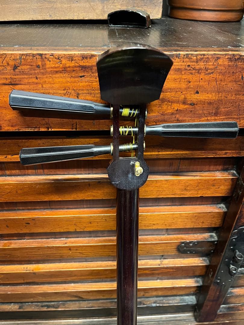 古い 紫檀三味線