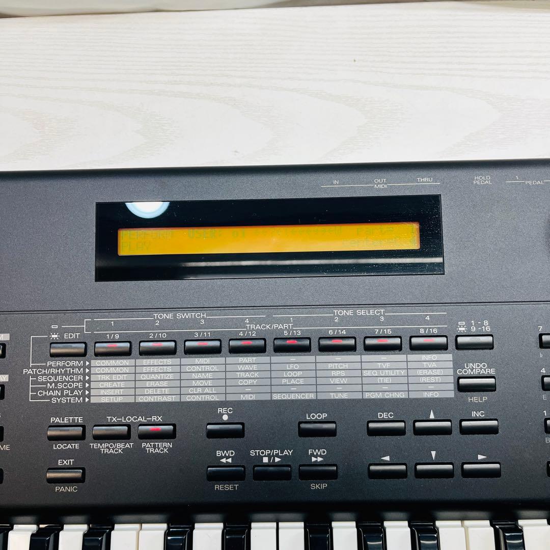 XP-50 ROLAND シンセサイザー キーボード