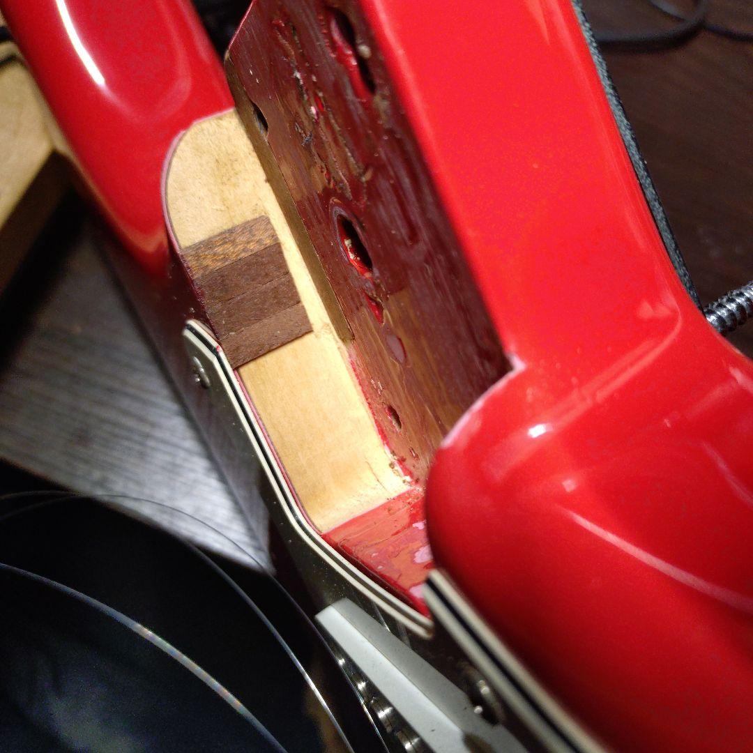 Squier バレット　Stratocaster 赤　ボディ不明