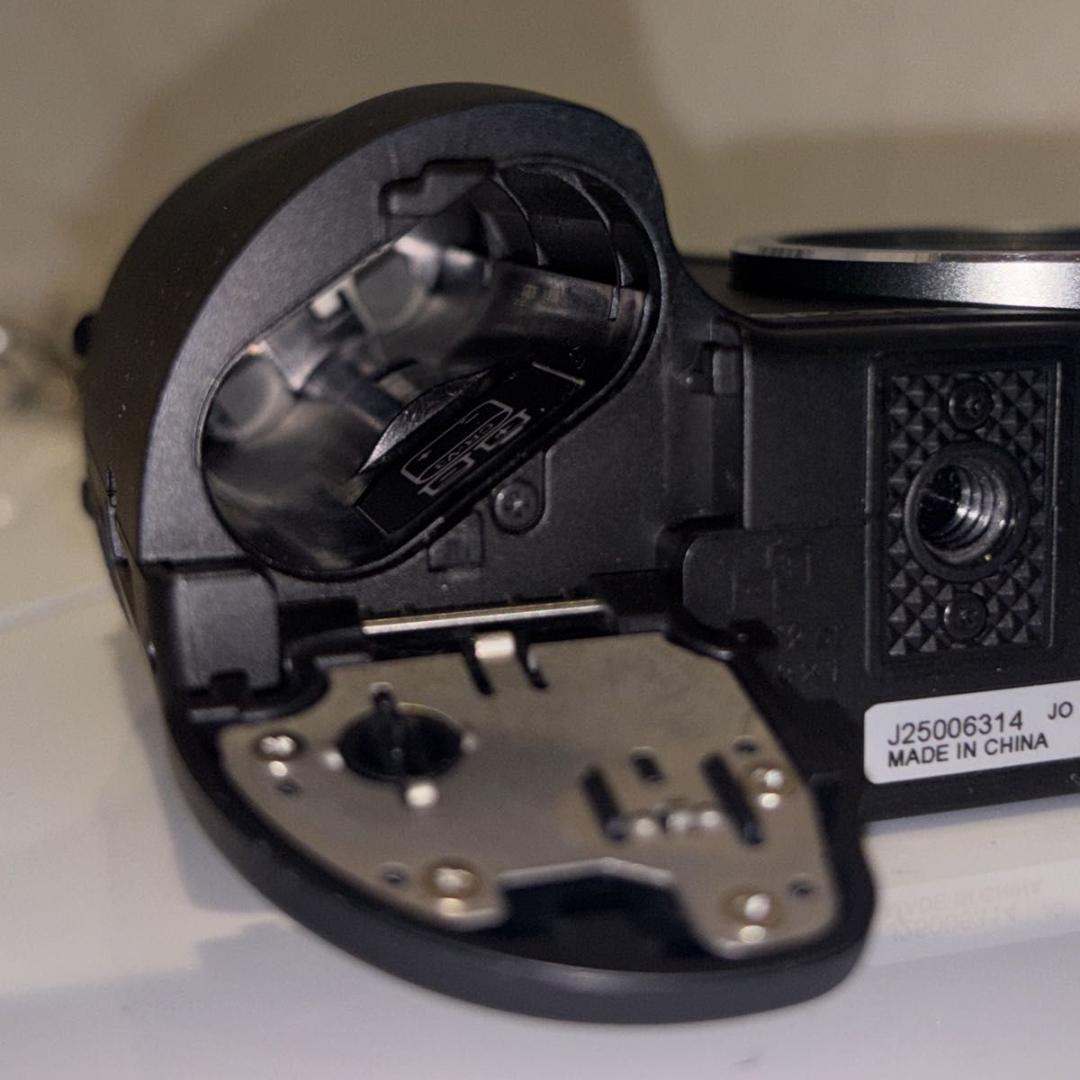 【完動美品】OLYMPUS SP-350 ブラック　単三電池使用