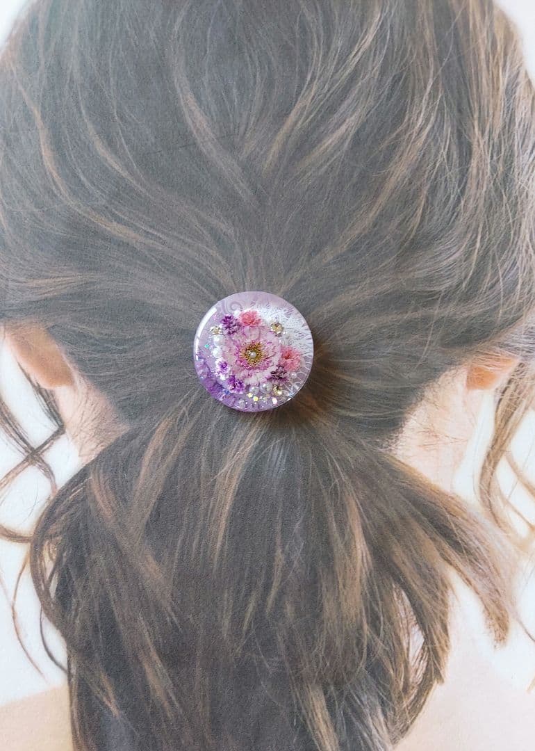 【1751】レジン　マトリカリア　ヘアゴム　ポニーフック　ブロ―チ　ハンドメイド