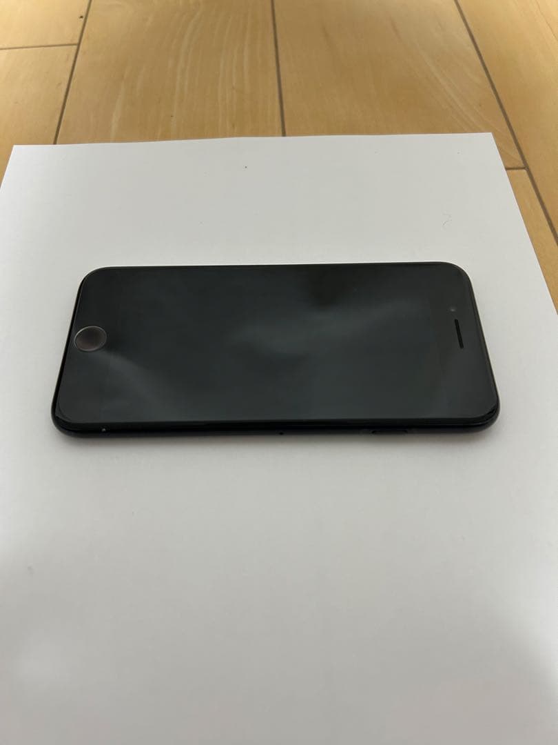 iphoneSE 本体 128g ブラック 美品