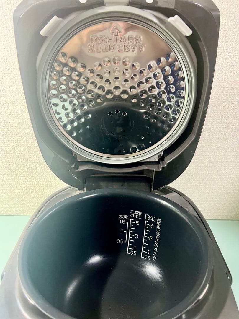 【美品】象印炊飯ジャー 5.5合炊き 型名NP-VN10型 豪熱沸とうIH