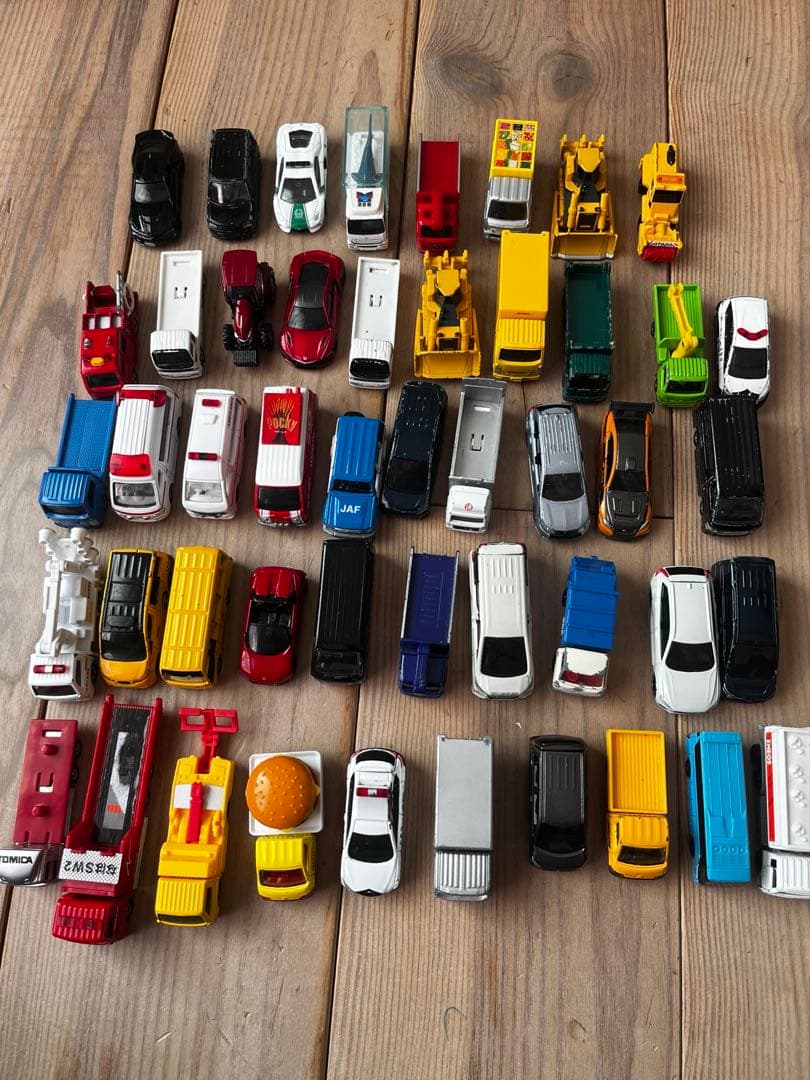 トミカ ミニカー セット 多数
