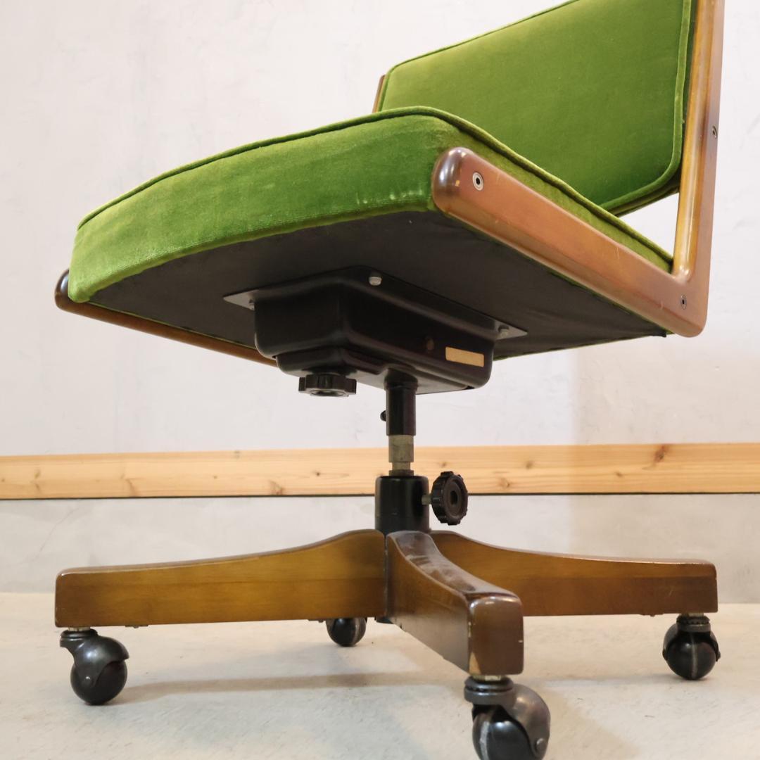 カリモク コロニアル デスクチェア モケットグリーン キャスター デスクチェア
