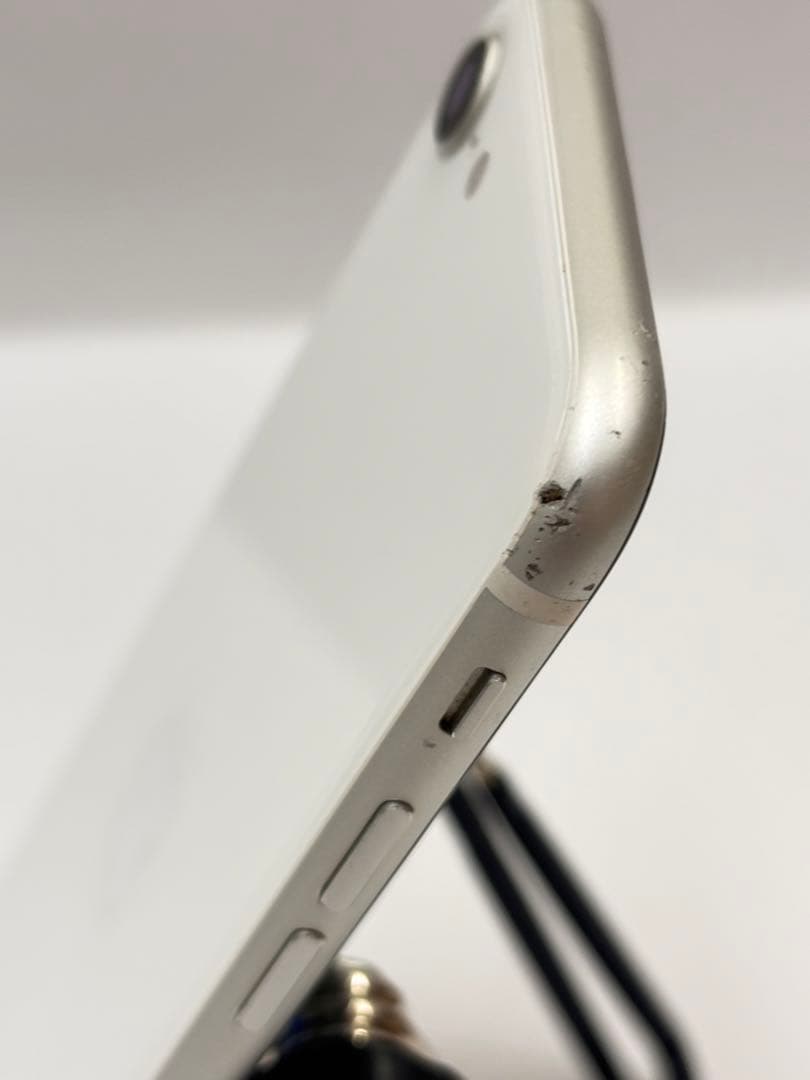 iPhone SE2 128GB SIMフリー ホワイト