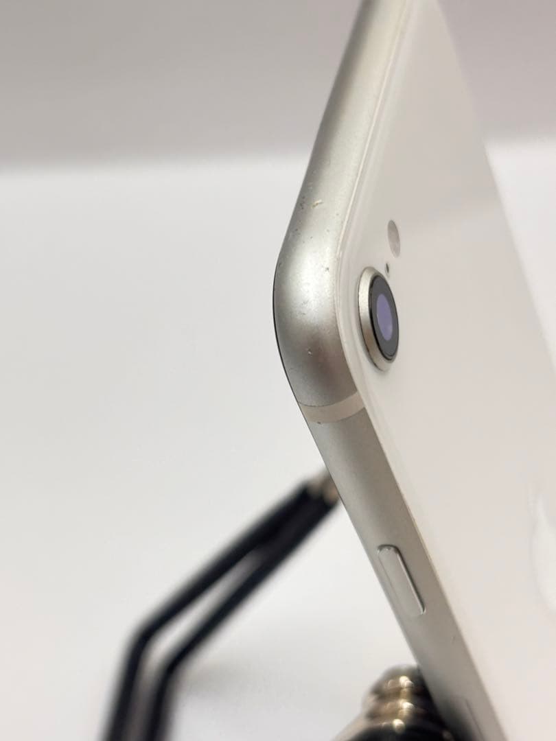 iPhone SE2 128GB SIMフリー ホワイト