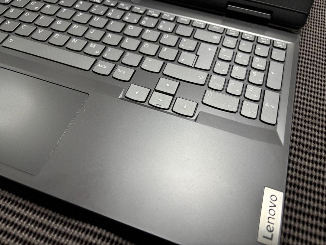 【ドイツ語】IdeaPad Gaming 3 15ARH7