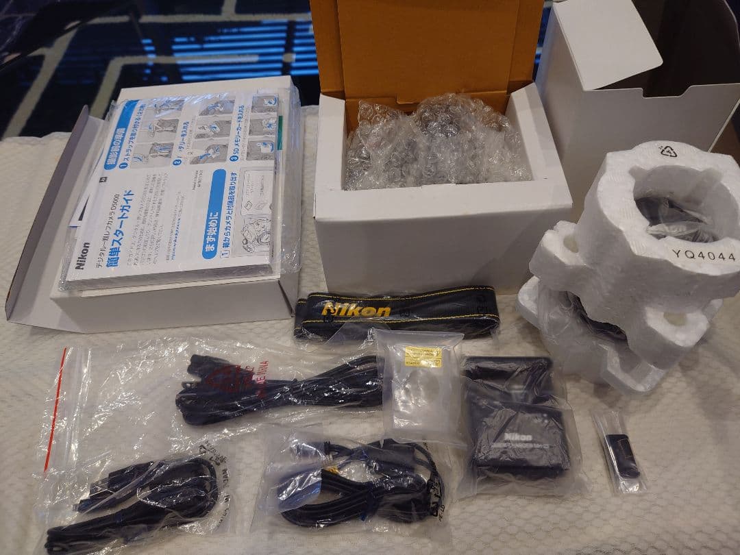 Nikon ニコン D5000 18-55 VR レンズ Kit 新品未使用