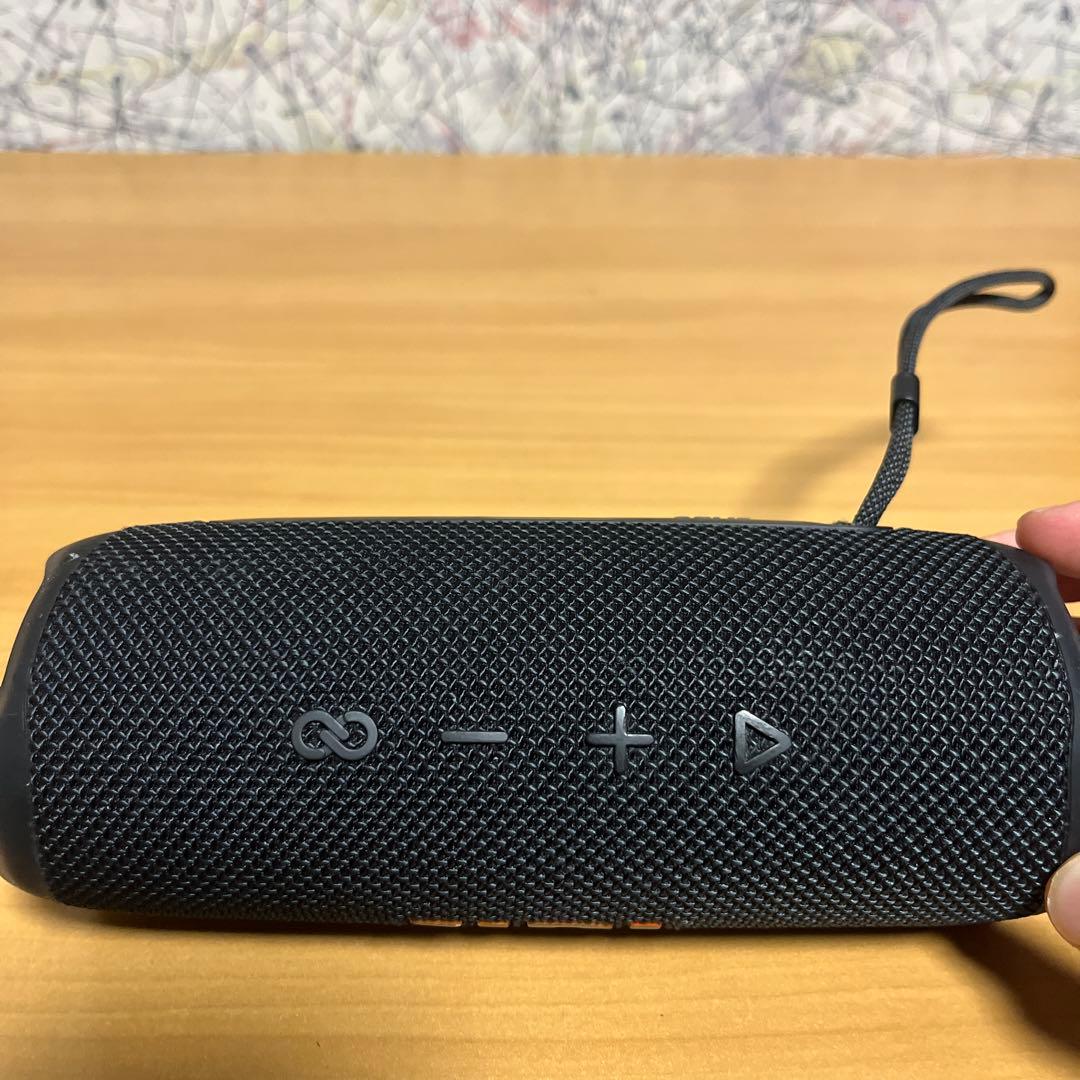 ゆ*き様 JBL FLIP6 ワイヤレススピーカー ブラック 箱付き