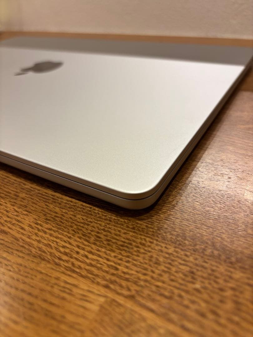 Apple MacBook Air M3 マウス付