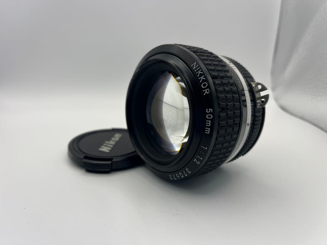 NIKKOR 50mm f/1.2 レンズ